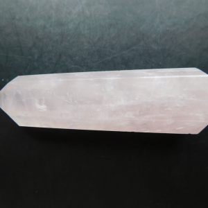 CRO-04_Cuarzo_Rosa_Obelisco_cristales_Escuela_Gelva_2.jpg