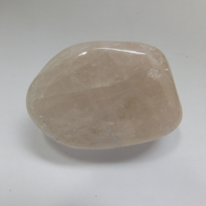 CUR-06_Cuarzo_Rosa_Tamboreado_cristales_Escuela_Gelva_2.jpg