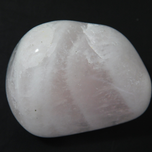 CUR-09_Cuarzo_Rosa_Tamboreado_cristales_Escuela_Gelva_2.jpg