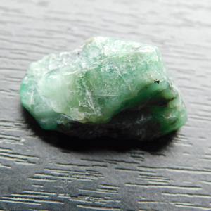 ESM-01_Esmeralda_en_Bruto_cristales_Escuela_Gelva_2.jpg