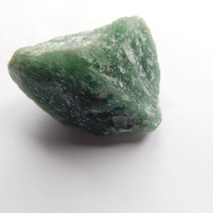 JAD-04_Jade_en_Bruto_cristales_Escuela_Gelva_2.jpg