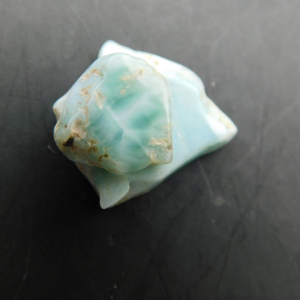 LAR-05_Larimar_en_Bruto_cristales_Escuela_Gelva_2.jpg