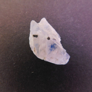 Piedra lunar en Bruto PLU-04