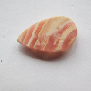 RDC-08_Rodocrocita_Cabujon_cristales_Escuela_Gelva_2.jpg