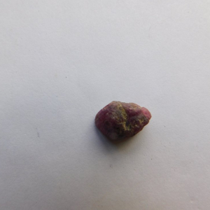 RUB-03_Rubi_en_Bruto_cristales_Escuela_Gelva_2.jpg