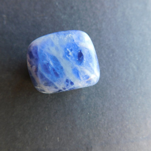 SOD-01_Sodalita_Tamboreada_cristales_Escuela_Gelva_2.jpg