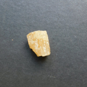 TOP-04_Topacio_Amarillo_cristales_Escuela_Gelva_2.jpg
